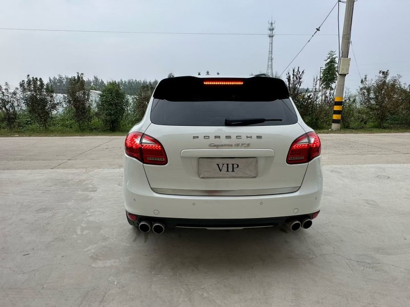 徐州13年保时捷卡宴9