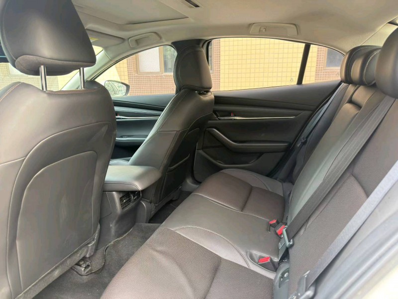 东莞23年马自达昂克赛拉5