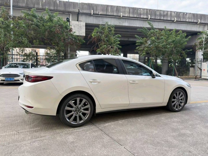 东莞23年马自达昂克赛拉8