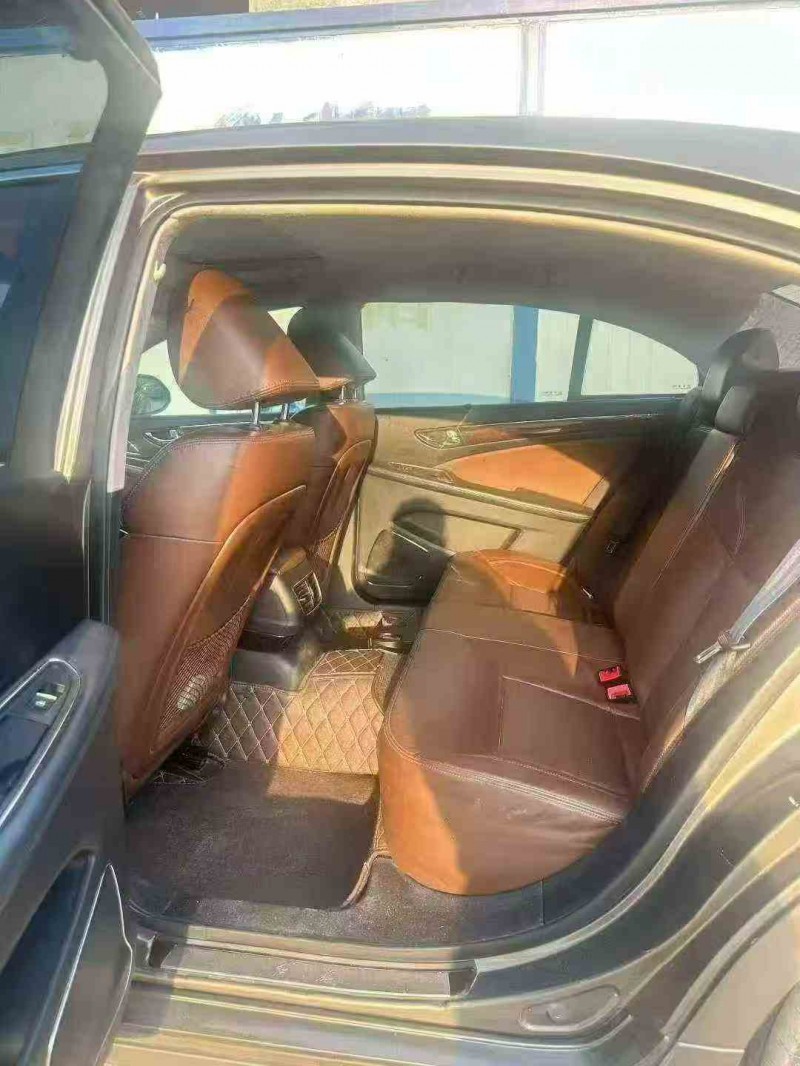 北海15年红旗H77