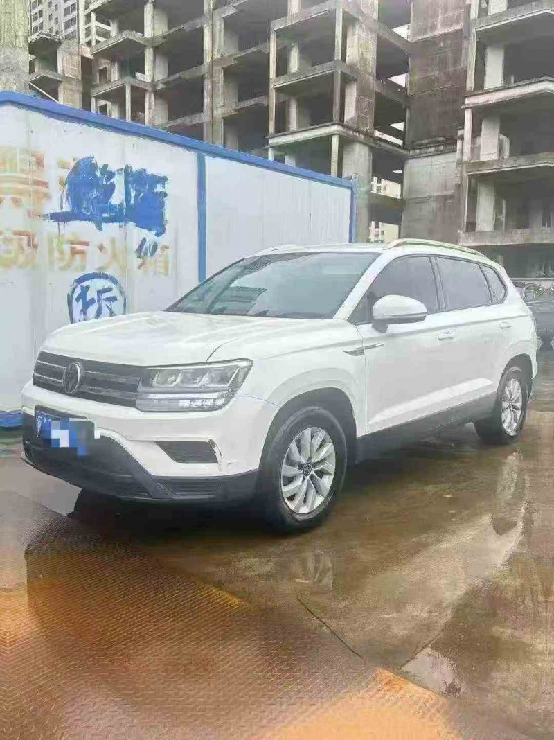 钦州22年大众途岳3