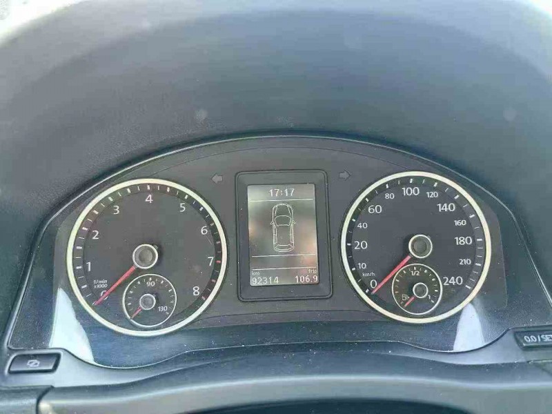 防城港12年大众途观7