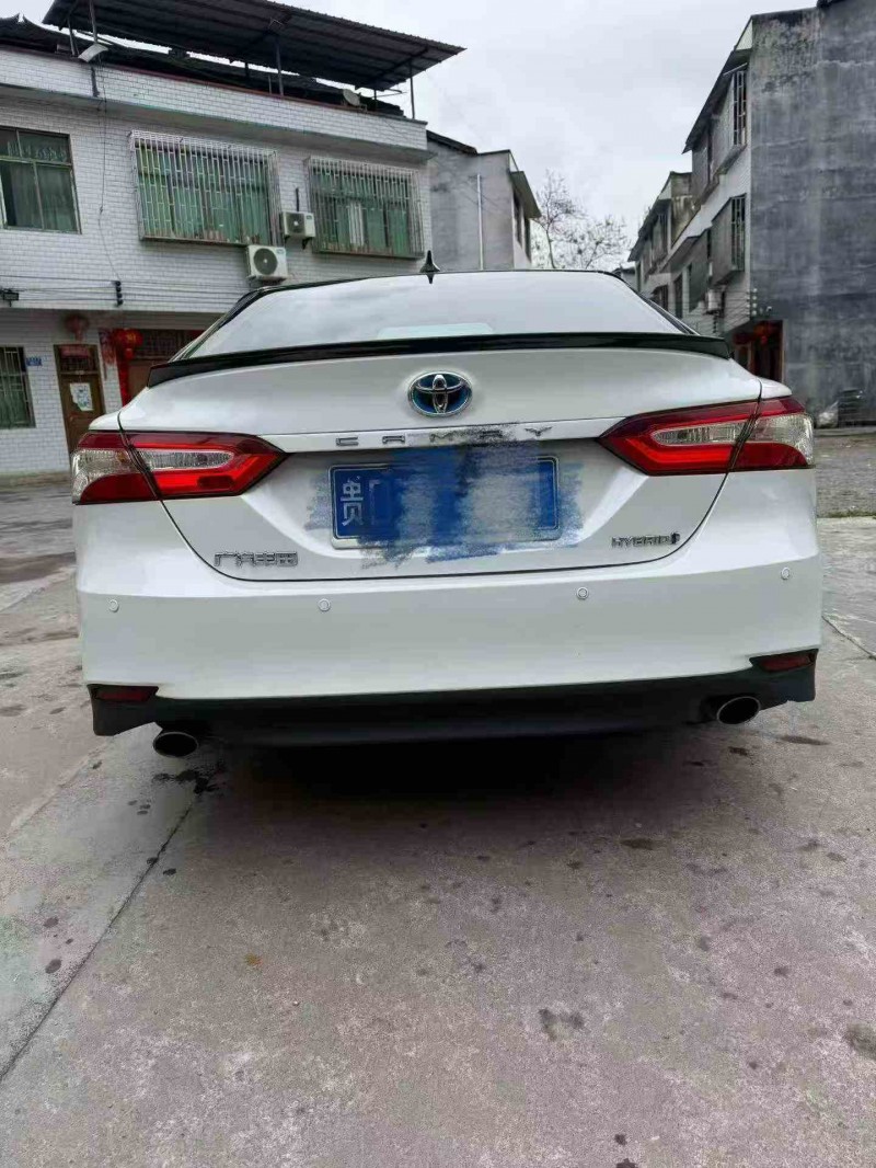 重庆22年丰田凯美瑞9