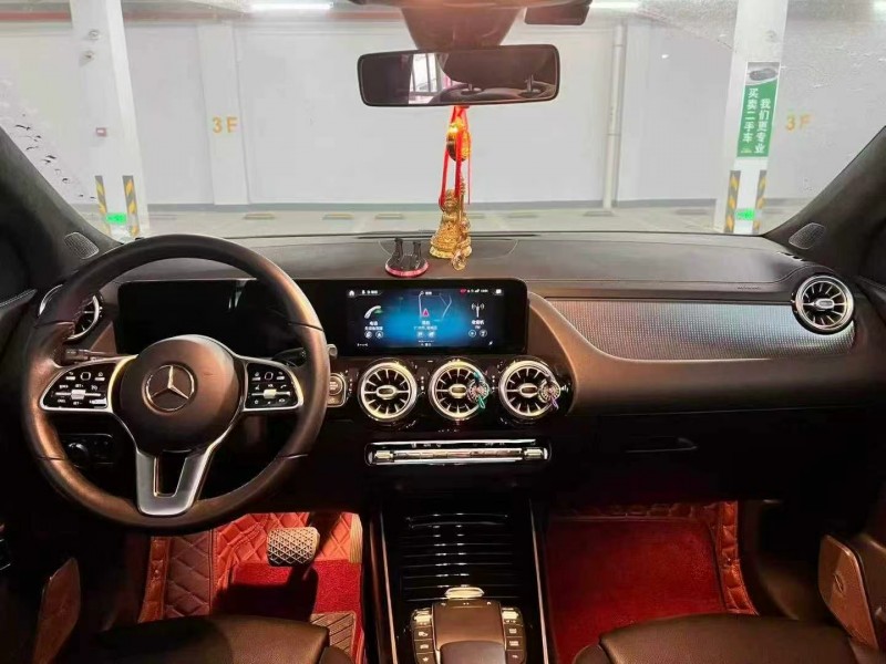 广州21年奔驰GLA4