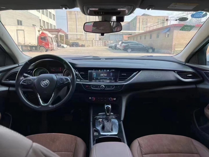 临沂19年别克君威4