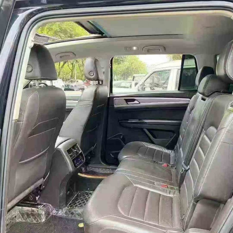 重庆19年大众途昂4