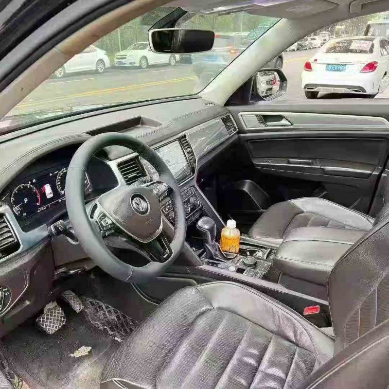 重庆19年大众途昂5