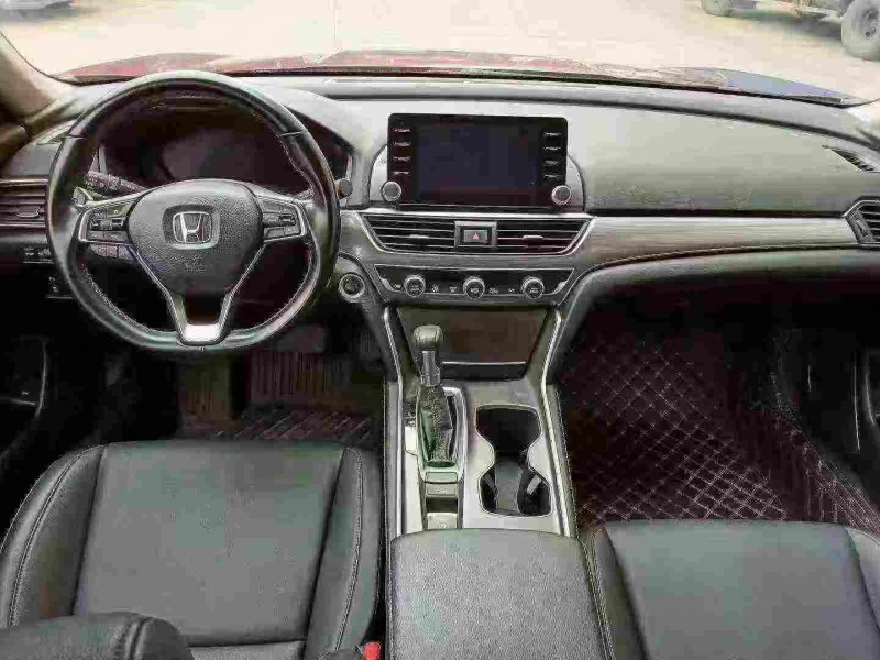 东莞21年本田雅阁5