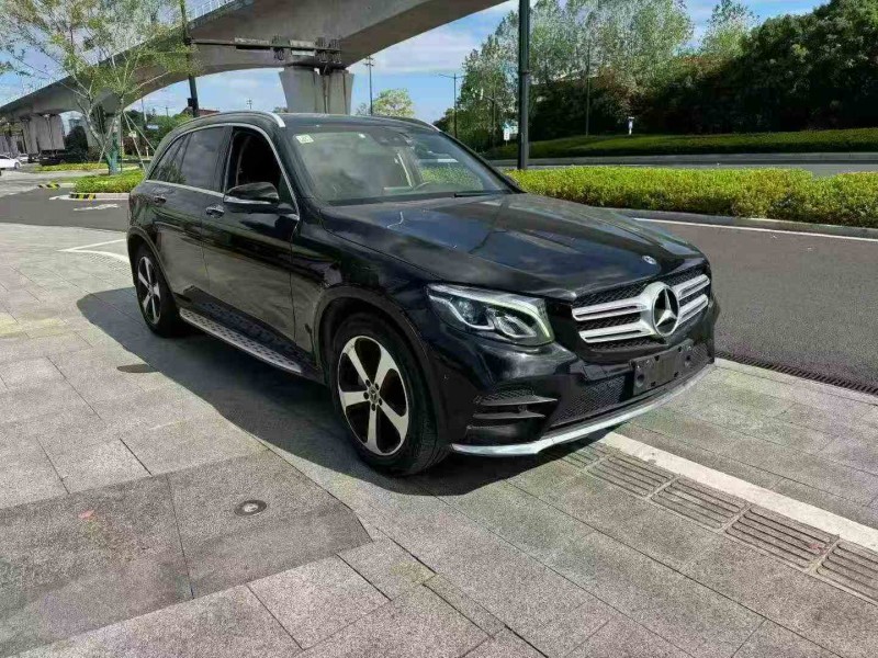 绍兴19年奔驰GLC3