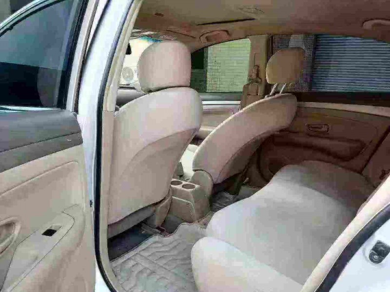 东莞18年日产轩逸5