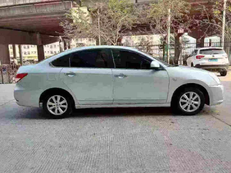 东莞18年日产轩逸6