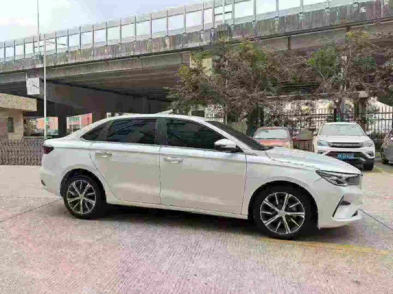 东莞23年吉利帝豪3