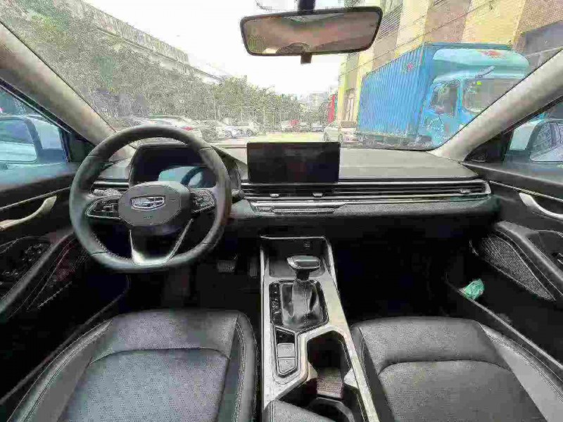 东莞23年吉利帝豪5