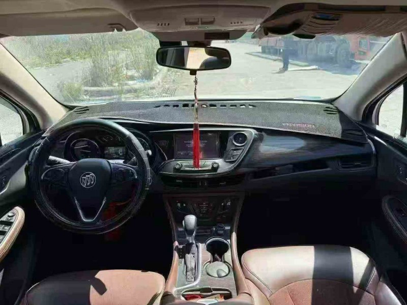 桂林17年别克昂科威5