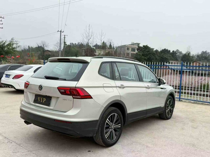 邵阳21年大众途观8