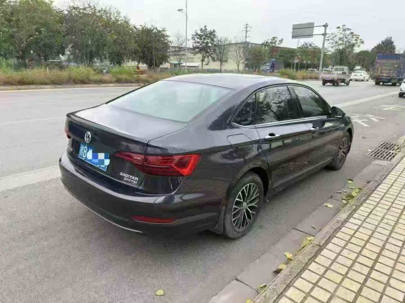 贵港20年大众速腾7