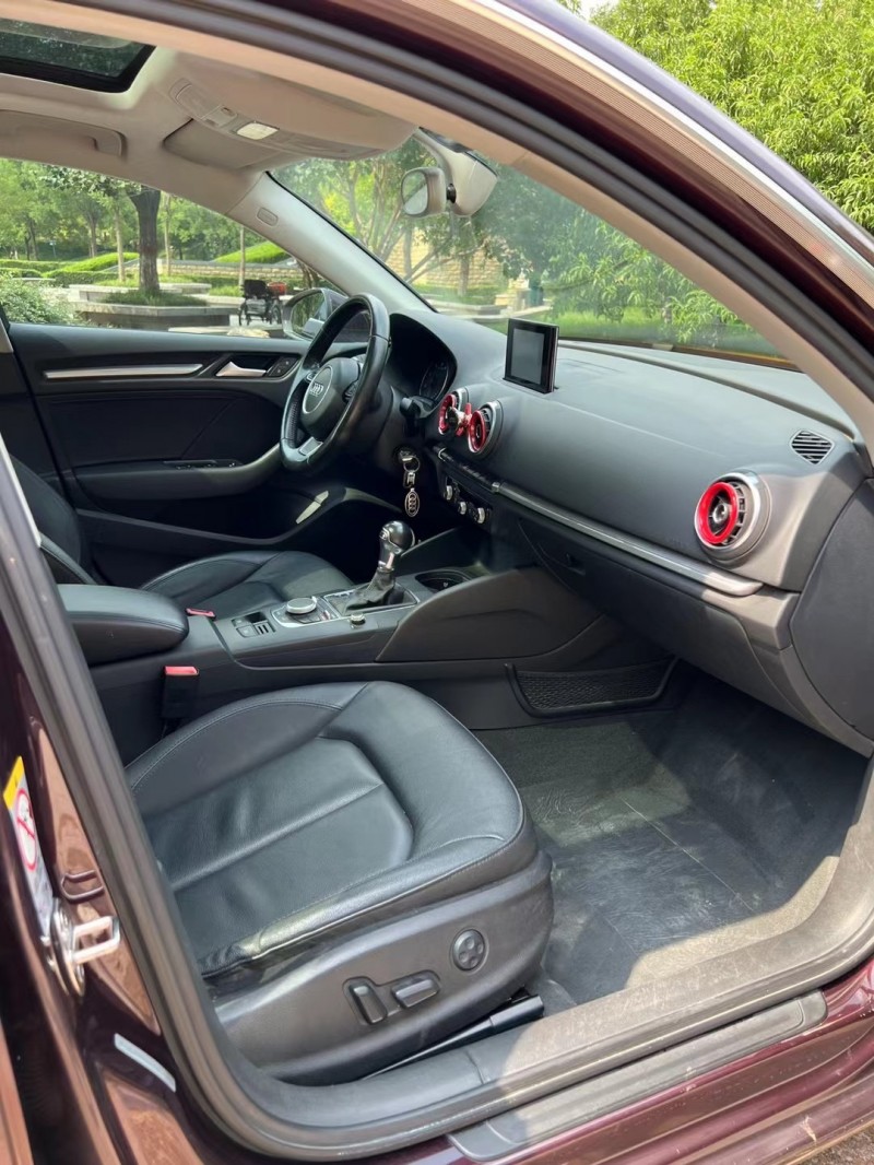 邢台15年奥迪A36