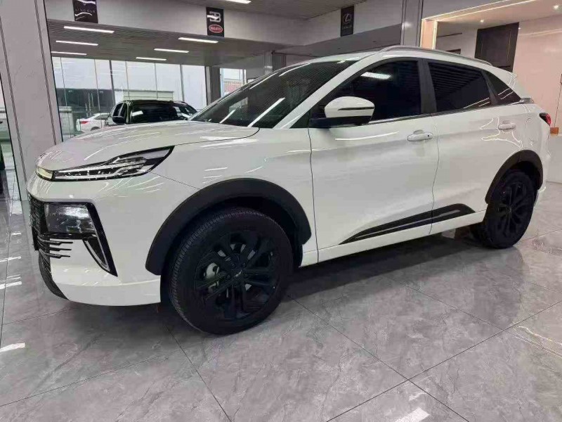 宜昌24年江淮QX2