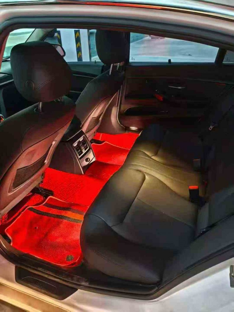 重庆17年宝马3系3