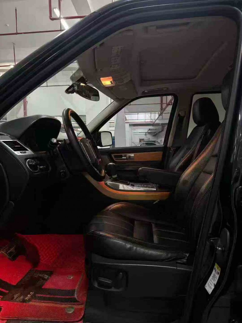 重庆12年路虎揽胜运动6