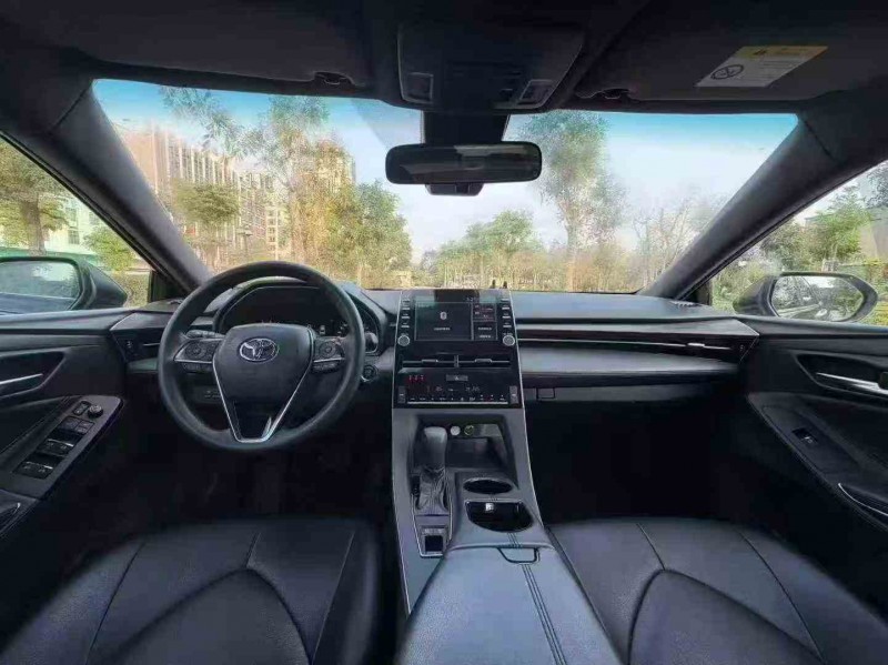 汕头22年丰田亚洲龙5