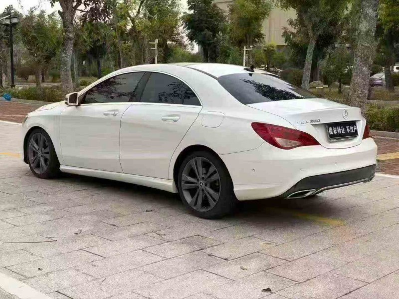 汕头19年奔驰CLA8