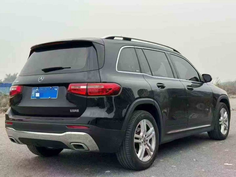 北海22年奔驰GLB8