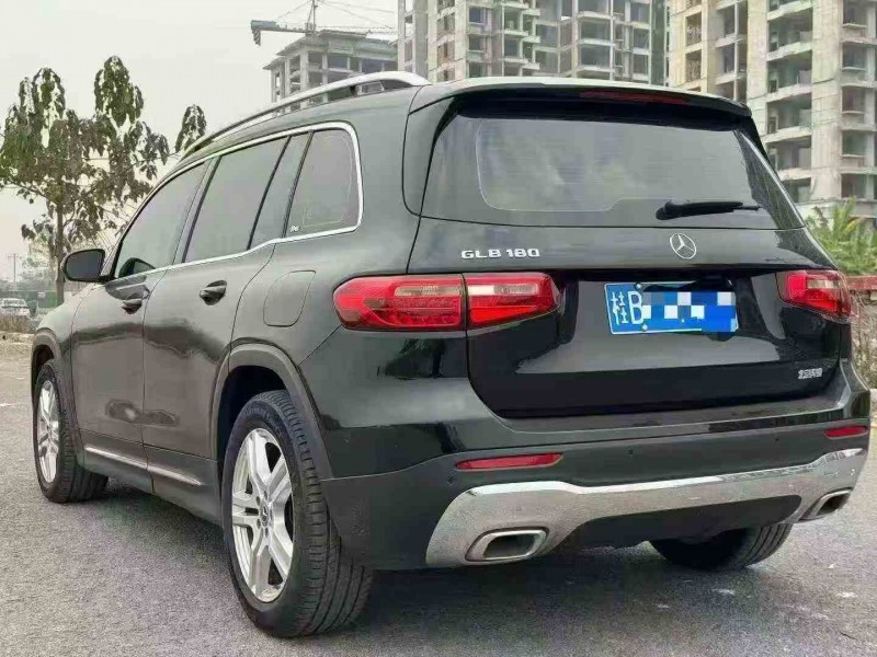 北海22年奔驰GLB9