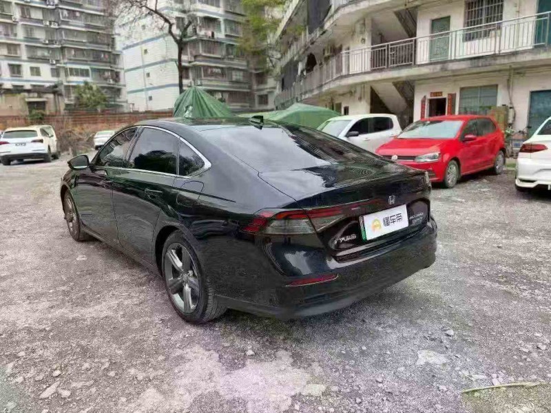 梧州25年本田雅阁7