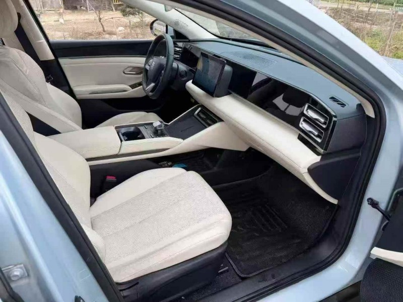 嘉兴24年比亚迪秦4