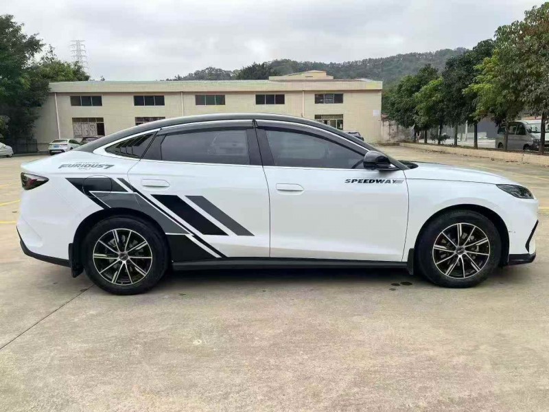 深圳25年比亚迪海豹2