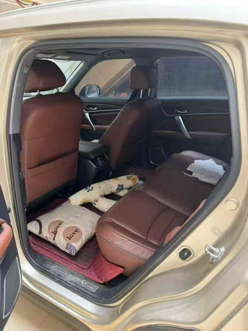 马鞍山18年本田URV6