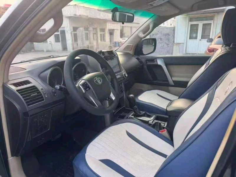 东营12年丰田普拉多3