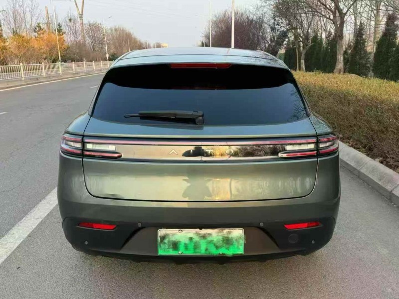 潍坊22年华为智选问界9