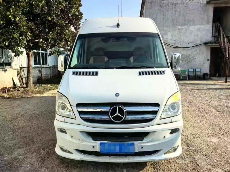 苏州16年奔驰斯宾特1