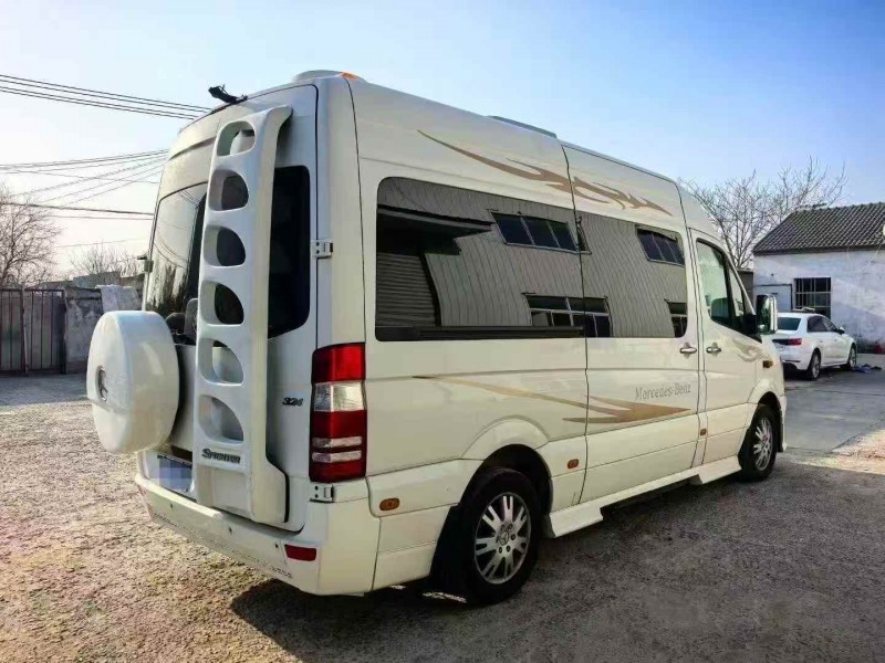 苏州16年奔驰斯宾特7