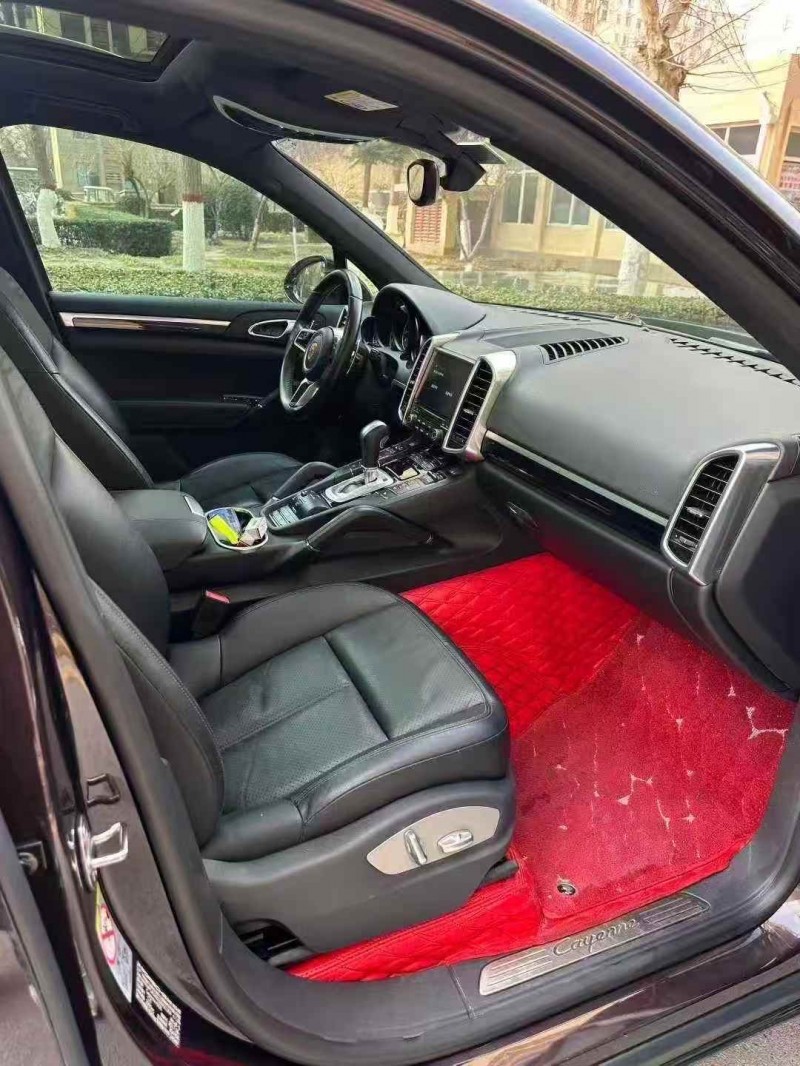 邢台17年保时捷卡宴4