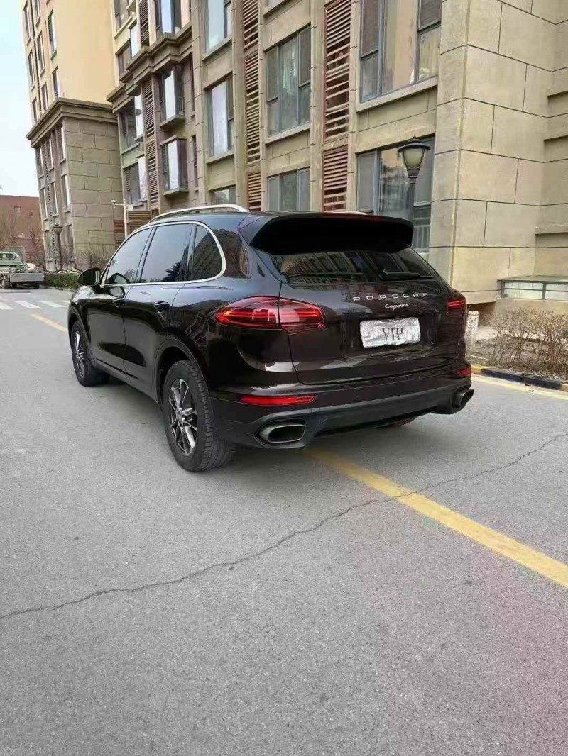 邢台17年保时捷卡宴7