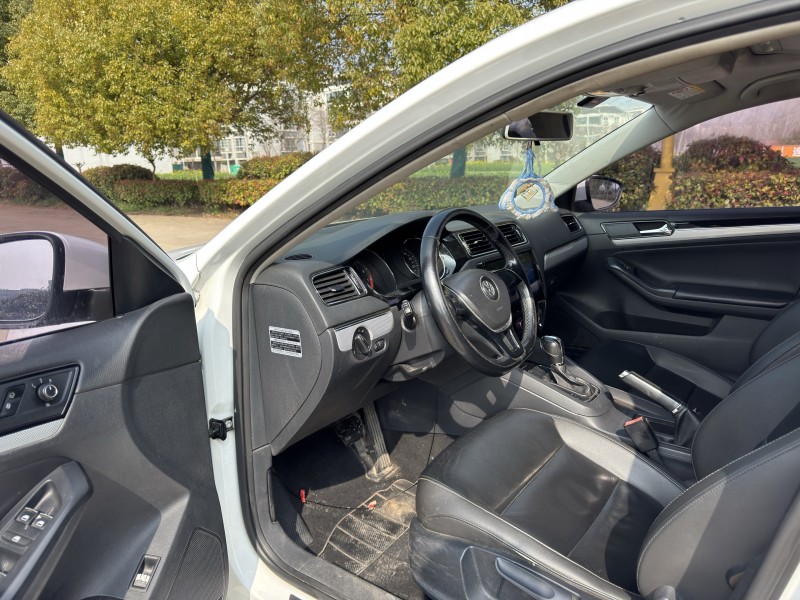 盐城16年大众速腾6