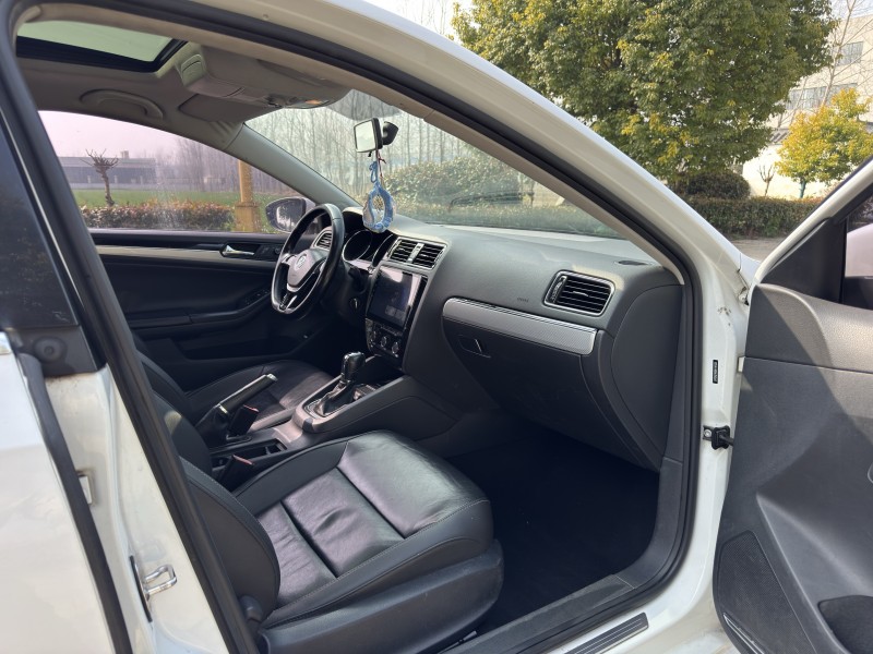 盐城16年大众速腾8