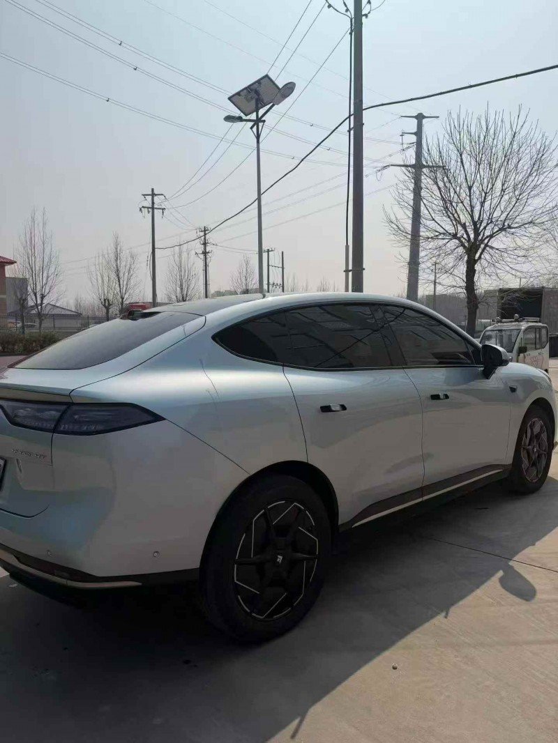 潍坊25年传祺昊铂GT8