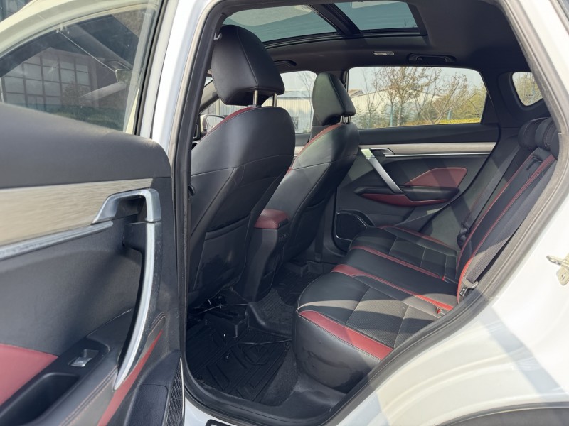 盐城19年吉利缤越7