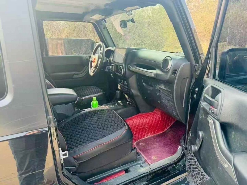 济宁18年Jeep牧马人5