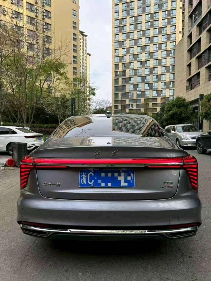 成都23年红旗H56