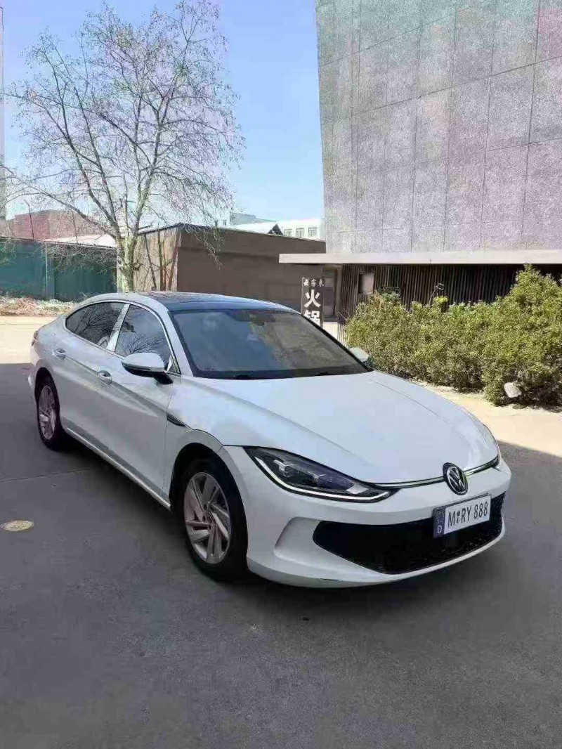 济宁22年大众凌渡2