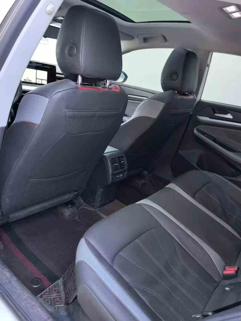 济宁22年大众凌渡5