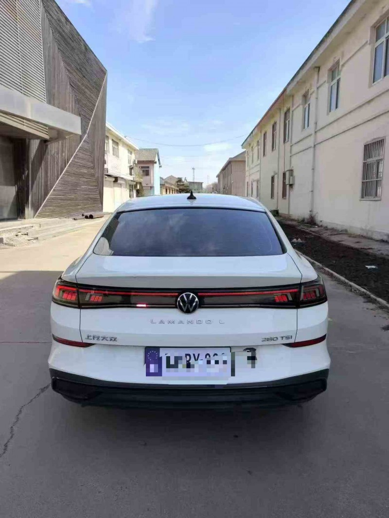 济宁22年大众凌渡7