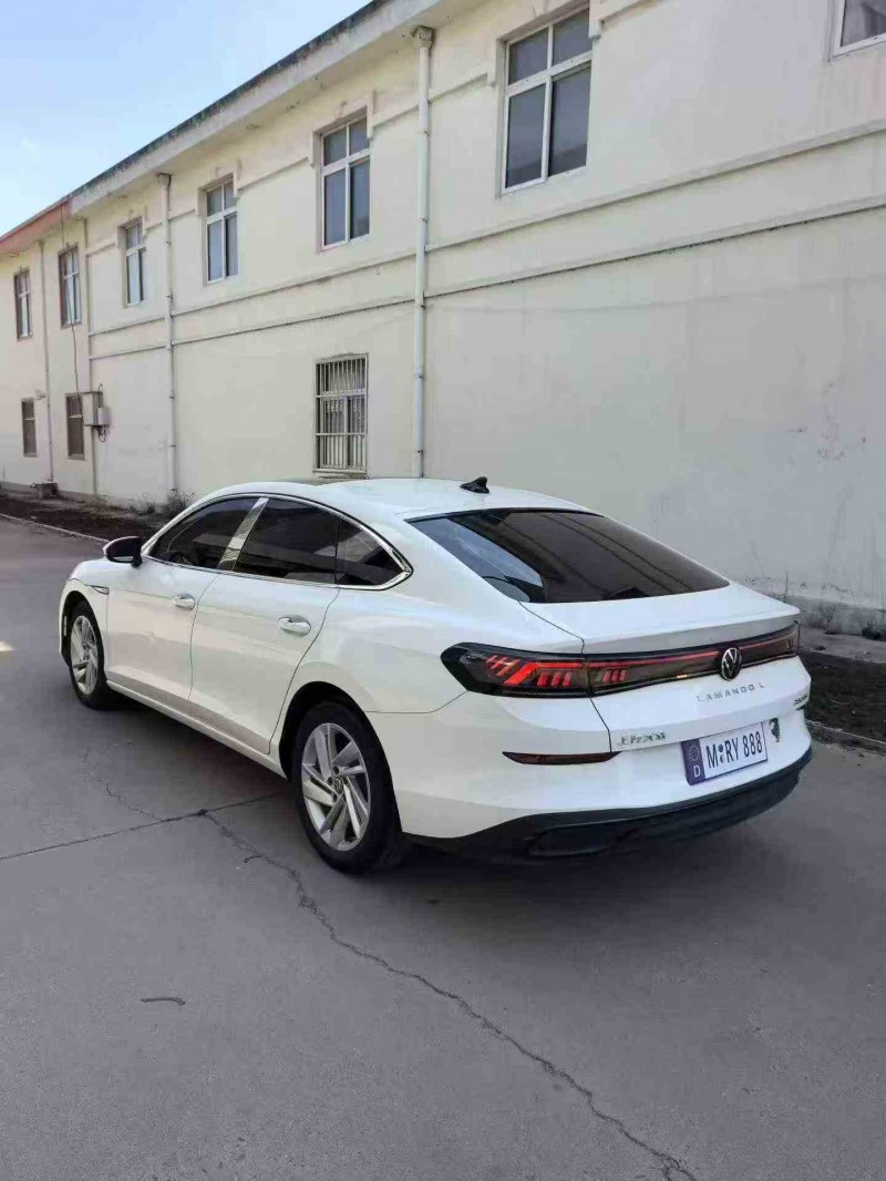 济宁22年大众凌渡9