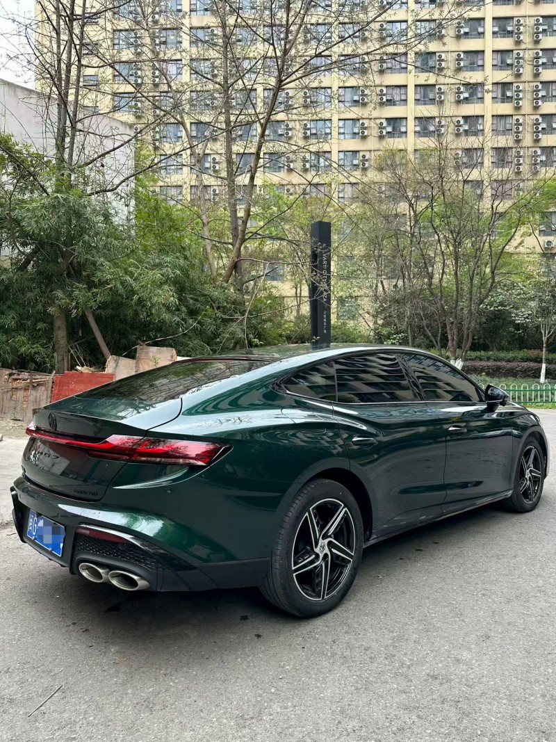 成都25年名爵717