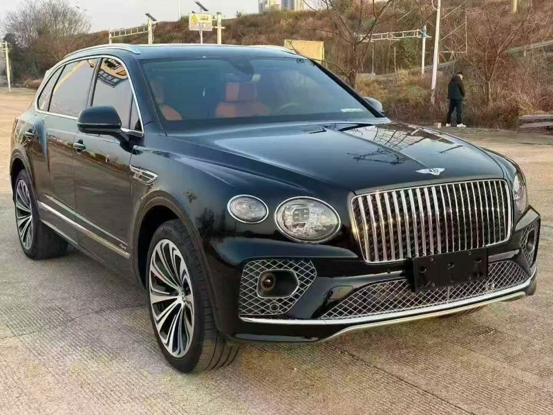 邵阳24年宾利添越3